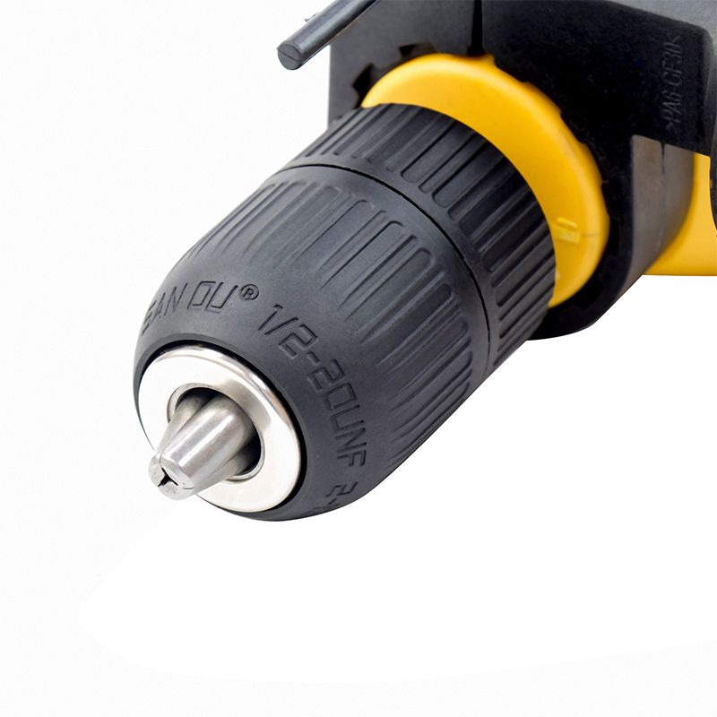 Дрель ударная KOLNER KID 700VQ патрон