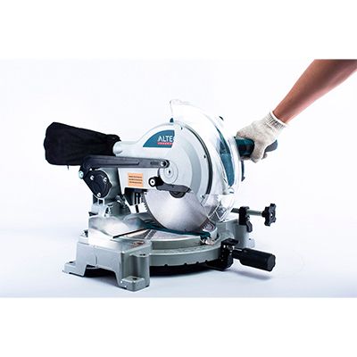 Торцовочная пила Alteco MS 2000-255 70 мм