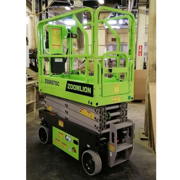 Ножничный подъемник Zoomlion ZS0607DC (г/п 230 кг)