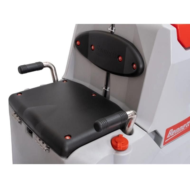 Аккумуляторная поломоечная машина с местом оператора Bennett Ranger R75-66d Pro (с литиевым АКБ 150 а/ч) - фото 6