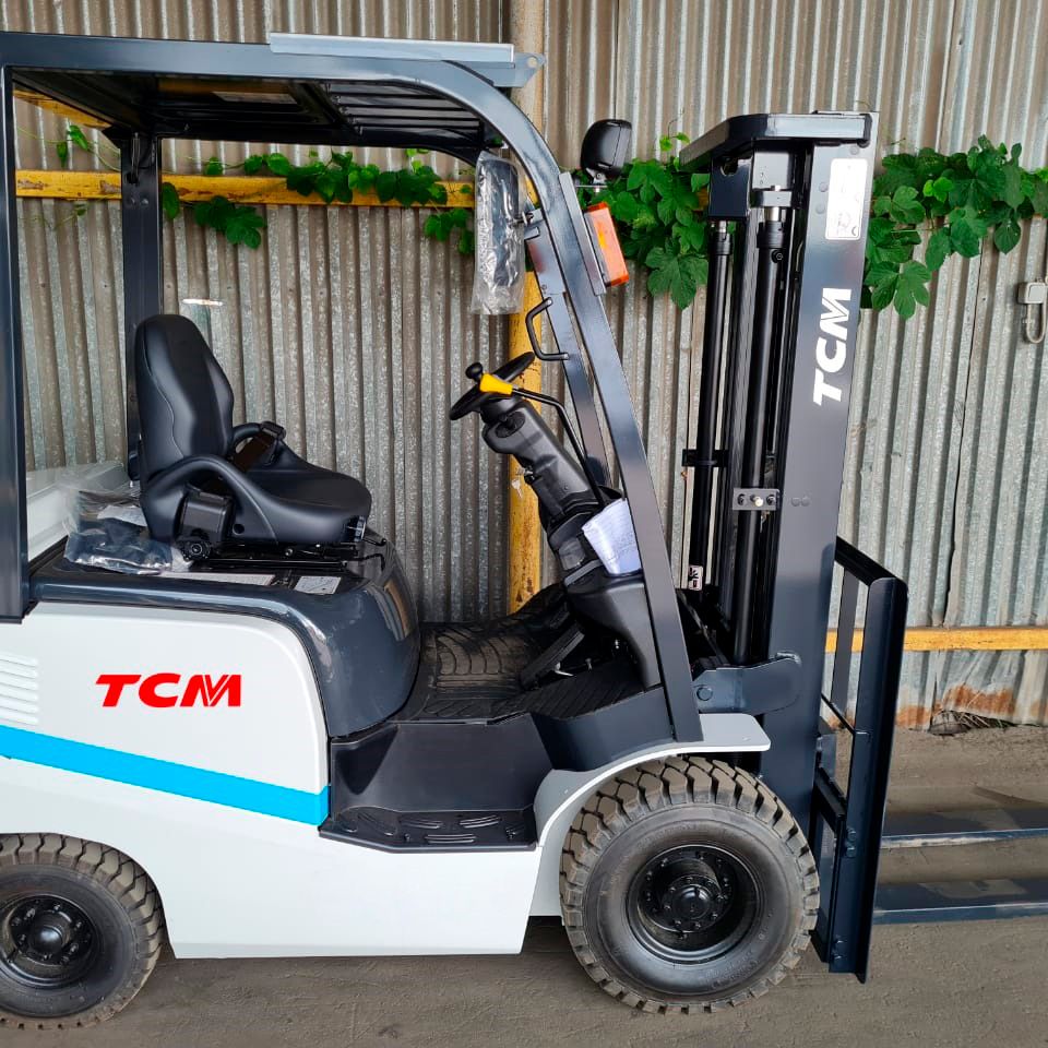 Дизельный вилочный погрузчик TCM FHD15T3Z