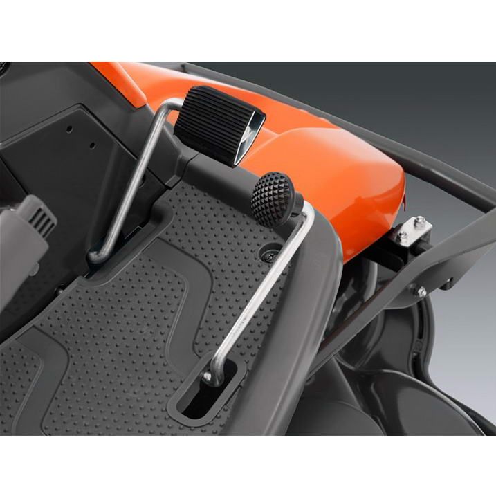 Райдер Husqvarna R422Ts AWD (9672921-01)