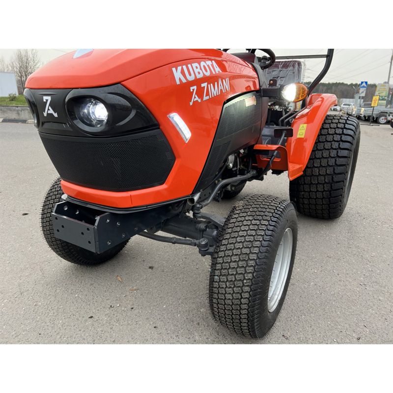 Садовый минитрактор ZIMANI B2741TURF(18,5 кВт / 25 л.с., механ 9х3 Kubota, 4WD, станд 3-х точ. сцепка, газон колеса)