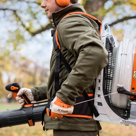 Воздуходувка STIHL BR 800 С-Е с эргономичной системой переноски