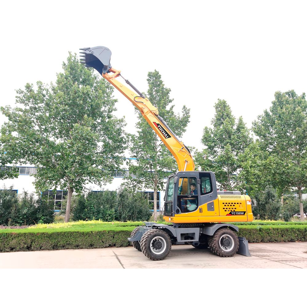 Экскаватор Yuchai YC150W Общий вид