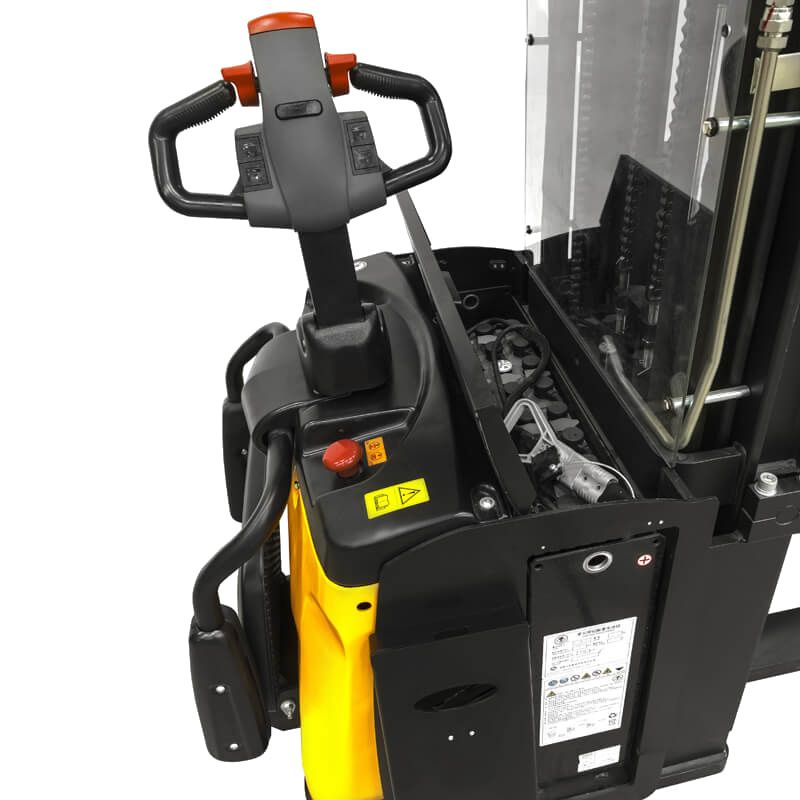 Самоходный штабелер SMARTLIFT ES16-RS 1600 кг 5000 мм li-ion