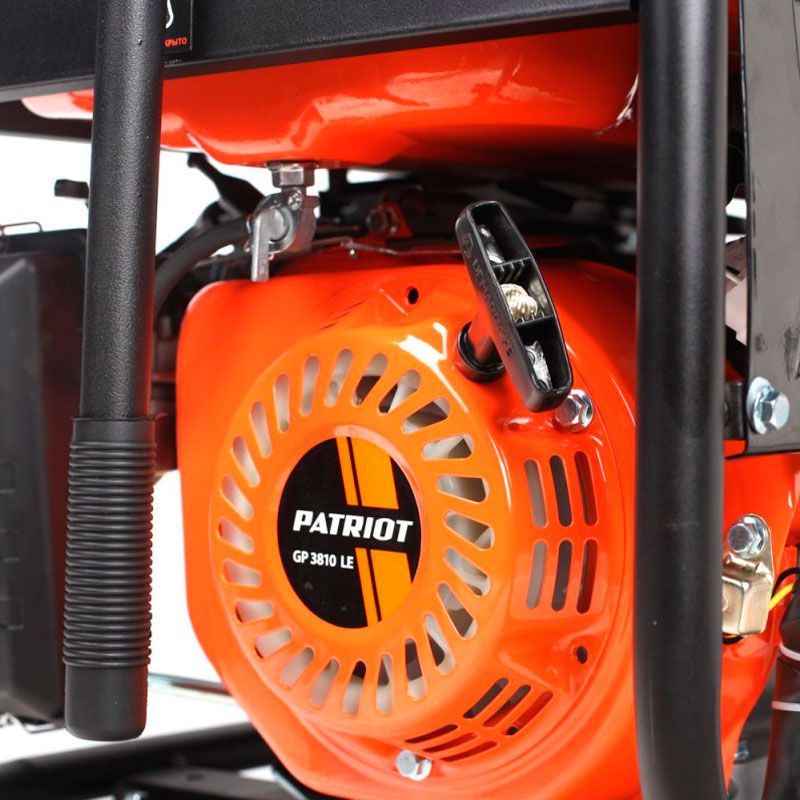 Генератор PATRIOT GP 3810LE с бензиновым двигателем