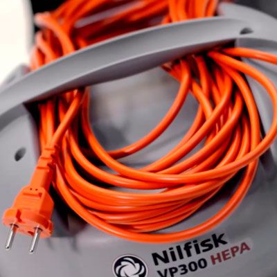 Пылесос промышленный Nilfisk VP300 HEPA