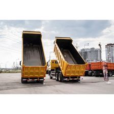 Самосвал HONGYAN CQ3346HV35