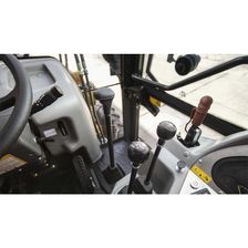 Колесный дизельный экскаватор SDLG B877F
