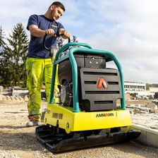 Виброплита Ammann APR 40/60 (Hatz 1B30) реверсивная