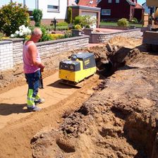 Виброплита Bomag BPH 80/65 S D E-start реверсивная