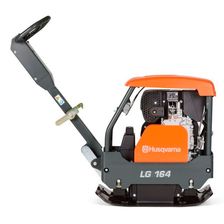 Виброплита Husqvarna LG 164 D с эргономичной ручкой
