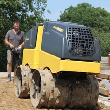 Двухвальцовый каток Bomag BMP 8500