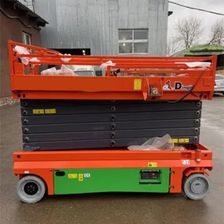 Ножничный подъемник Dingli JCPT0808AC 380 кг