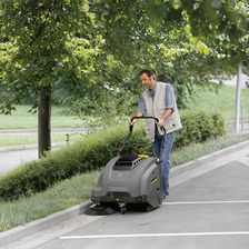 Подметальная машина Karcher KM 75/40 W G Общий вид