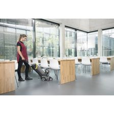 Аккумуляторная поломойно-всасывающая машина Karcher BR 30/4 C Bp Pack