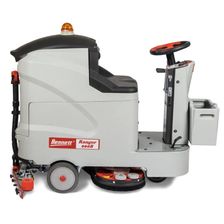 Аккумуляторная поломоечная машина с местом оператора Bennett Ranger R660b (с литиевым АКБ 150 а/ч) - фото 3