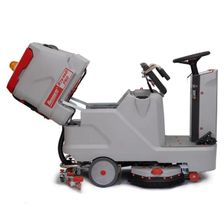 Аккумуляторная поломоечная машина с местом оператора Bennett Ranger R75-66d Pro (с литиевым АКБ 150 а/ч) - фото 4