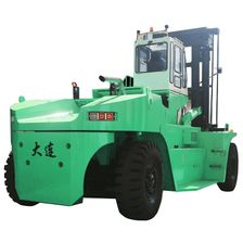 Дизельный вилочный погрузчик DALIAN CPCD420C (емкость бака 580 л)