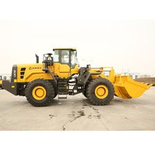 Фронтальный погрузчик SDLG L975F (вид сбоку)