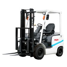 Дизельный вилочный погрузчик TCM FD15T13 (двигатель Kubota)