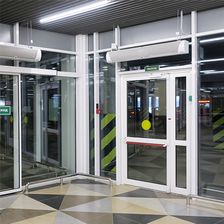Тепловая завеса Комфорт 200 КЭВ-П2121A (вариант размещения)