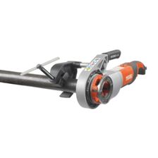 Клупп электрический Ridgid 690-I (в рабочем положении)