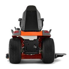 Трактор садовый Husqvarna TS 348XD (вид сзади)