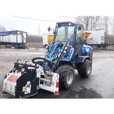Дорожная фреза FS 25.15 CM Crusher на базе мини-погрузчика MultiOne