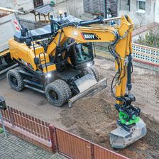 Экскаватор SANY SY155W (макс. глубина копания 4800 мм)