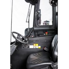 Боковой вилочный погрузчик Maximal FDR35J-MWE (место оператора)