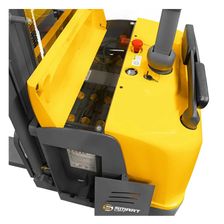 Штабелер самоходный SMARTLIFT CDDK15-III (1500 кг, 5 м, li-ion 24В / 225Ач)