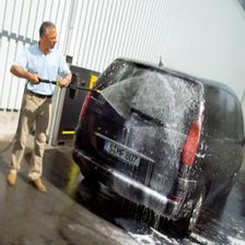 Профессиональное средство Karcher RM 80 порошковый автомобильный шампунь, 20кг (в работе)