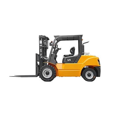 Дизельный вилочный погрузчик UN Forklift FD50T  